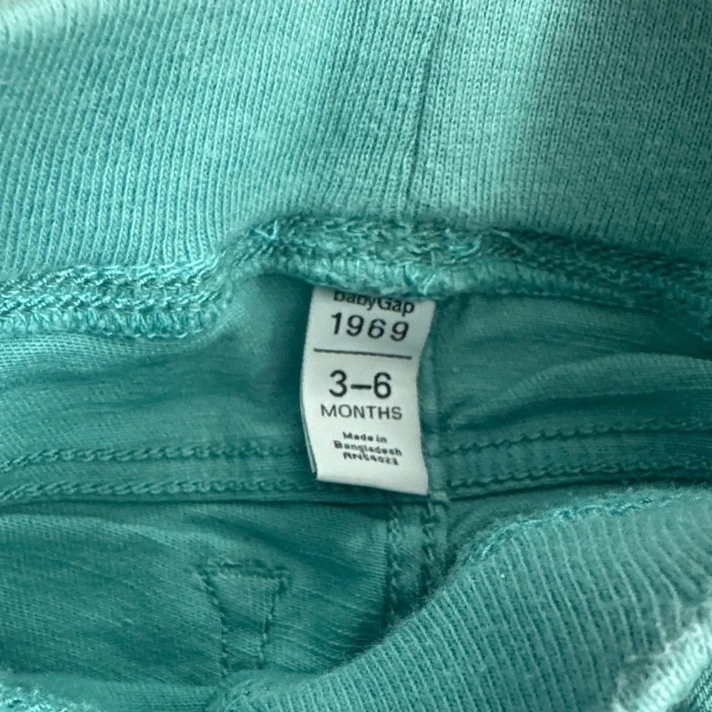 GAP Baby Denim Blue Top and Aqua Pants Size 3-6 months